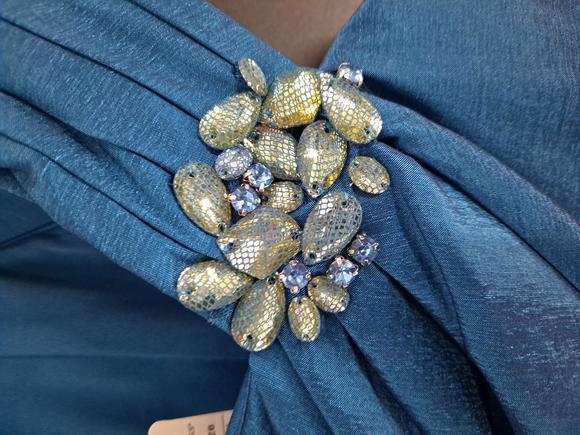 New Jessica Howard Blue Iridescent with Jeweled‎ Shoulder Dress Size 12 - Picture 5 of 7